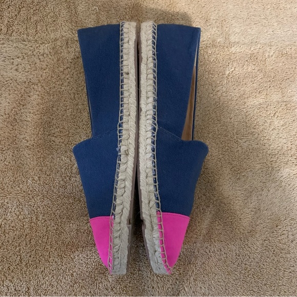 Women’s 9 1/2 J. CREW Navy Blue / Pink Cap Toe Canvas Espadrille Slip On Shoes - Picture 6 of 16